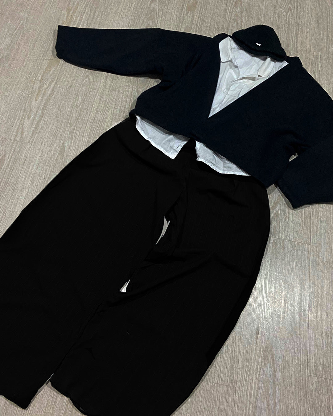 HIKARI ONYX CARDIGAN