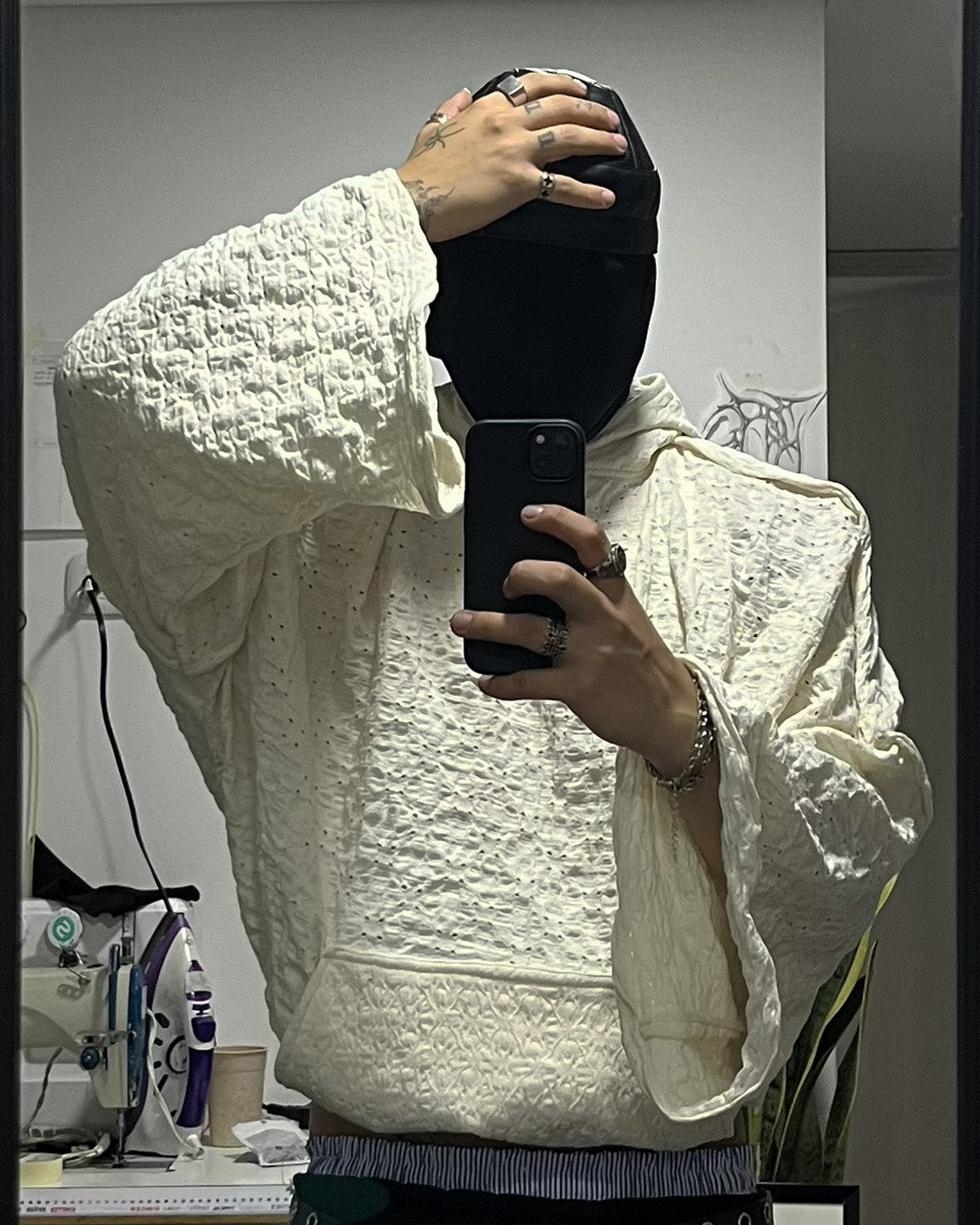 HIKARI SHIRO CREAM HOODIE