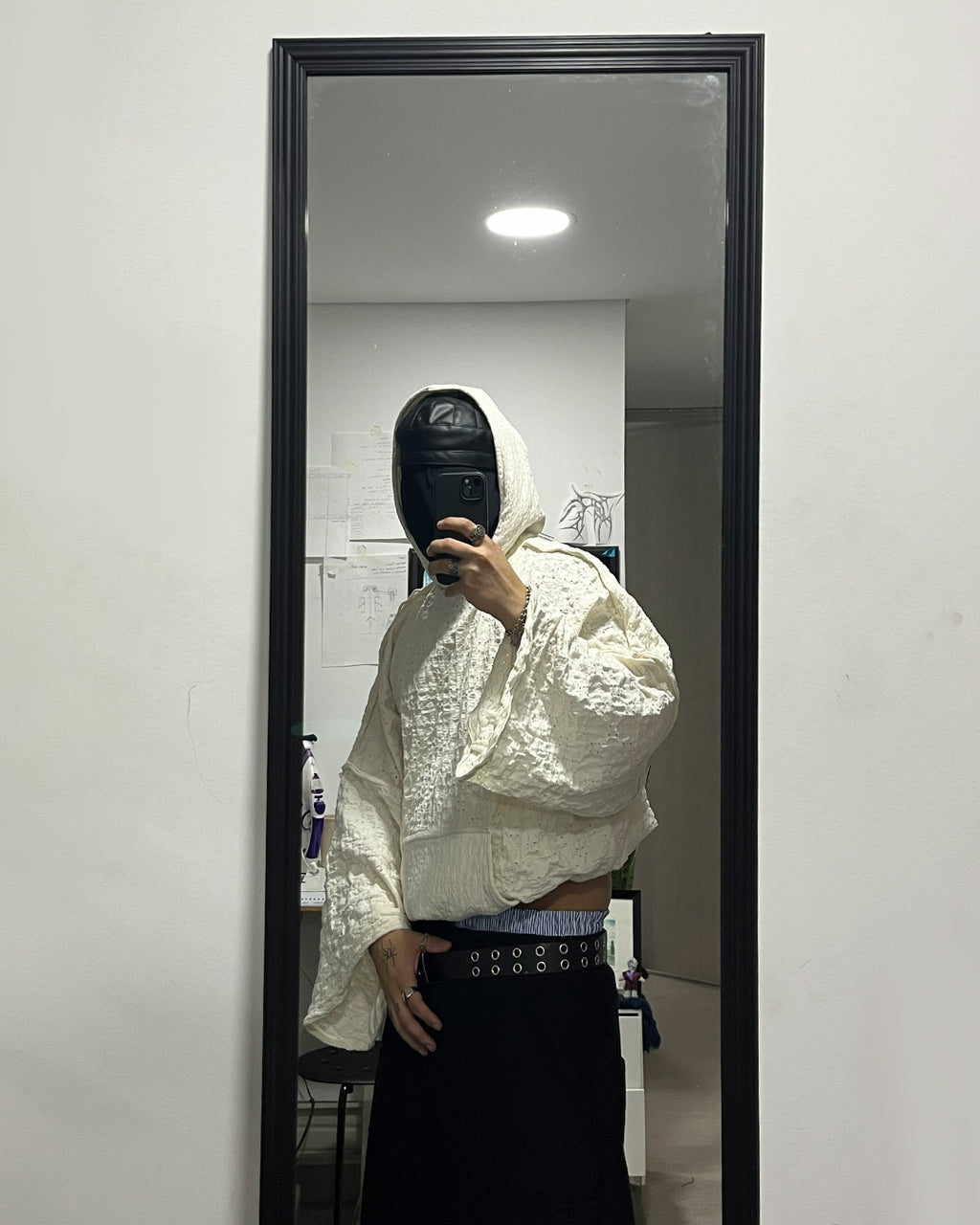 HIKARI SHIRO CREAM HOODIE